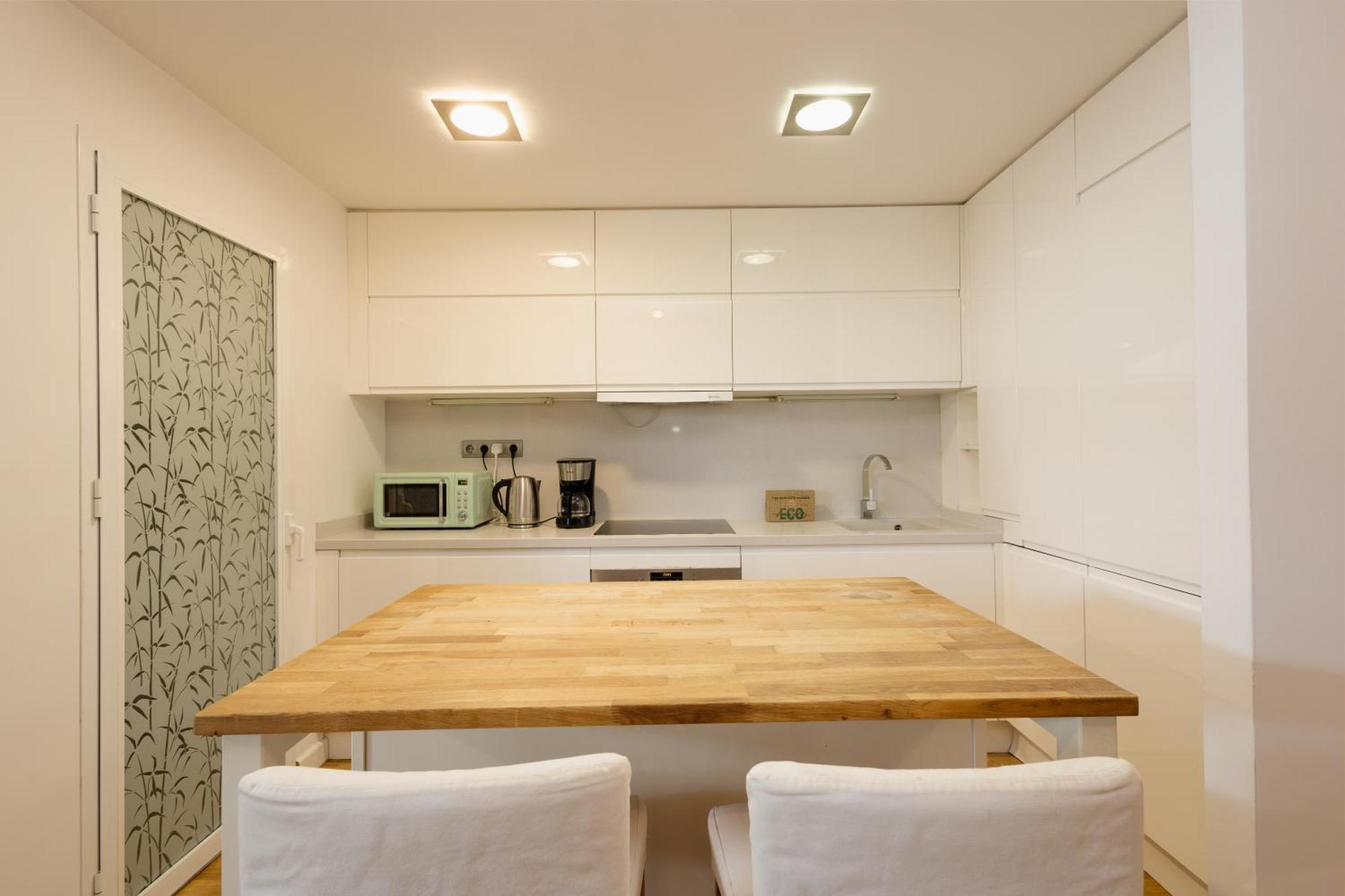 Ground Floor Holiday Apartment With Terrace And Pool In Puerto Banus, Marbella Exterior foto